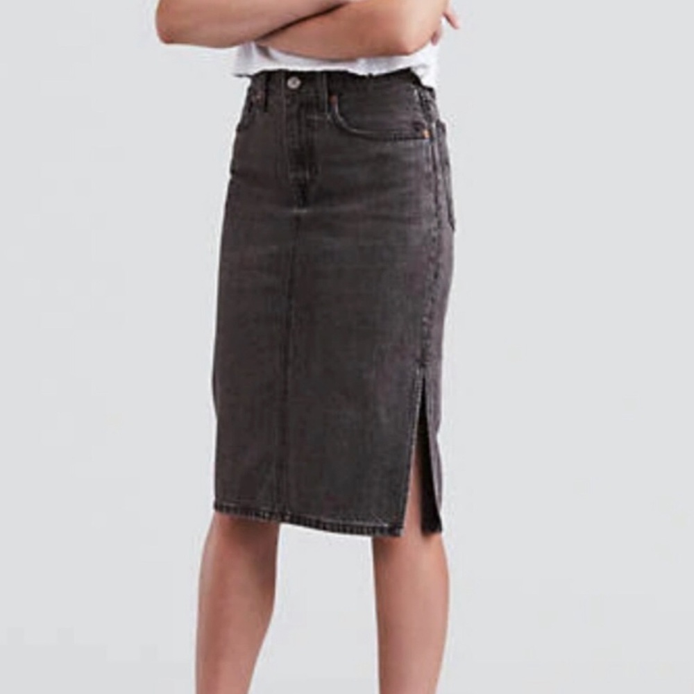 Levi’s Denim Pencil Skirt NWOT